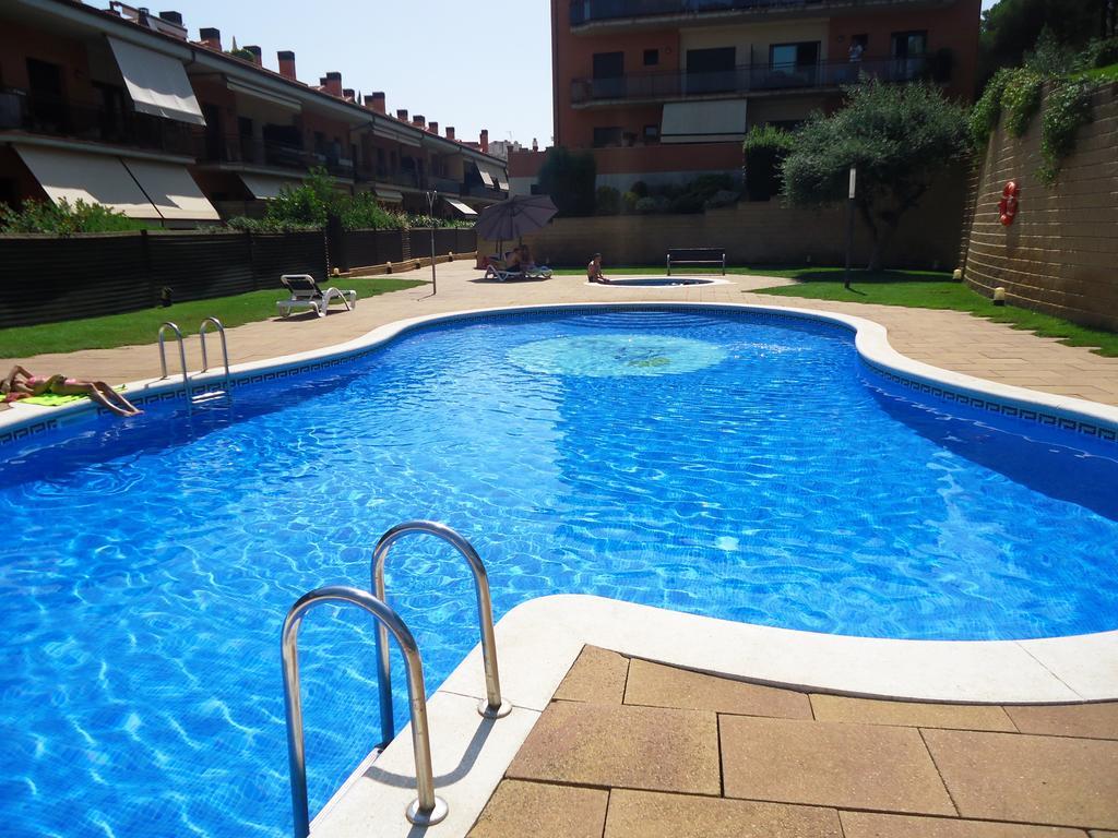 Apartamentos Cala Boadella Low Floor Λορέτ Ντε Μαρ Εξωτερικό φωτογραφία